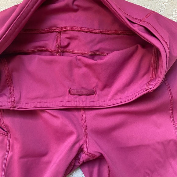 Lululemon leggings - Picture 2 of 8